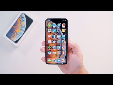 Hands On with the Apple iPhone XS Max!