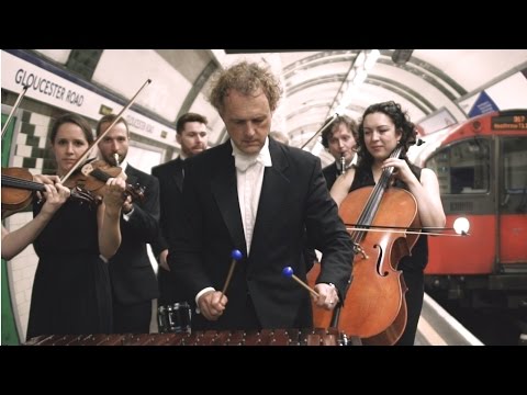 Funny! - Orchestra plays Apple® Ringtones - the ragtime