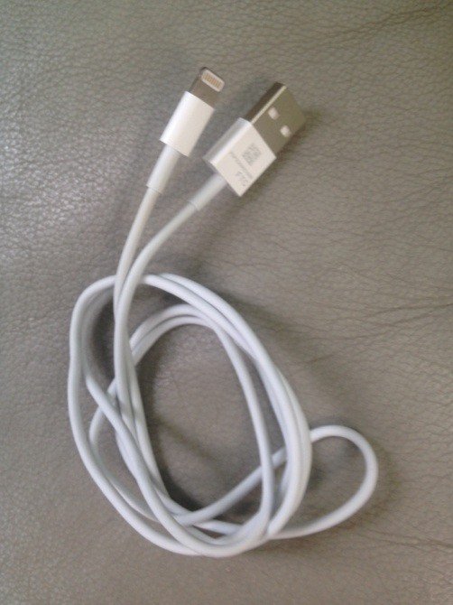 iPhone 5 Dock Connector heißt Lightning
