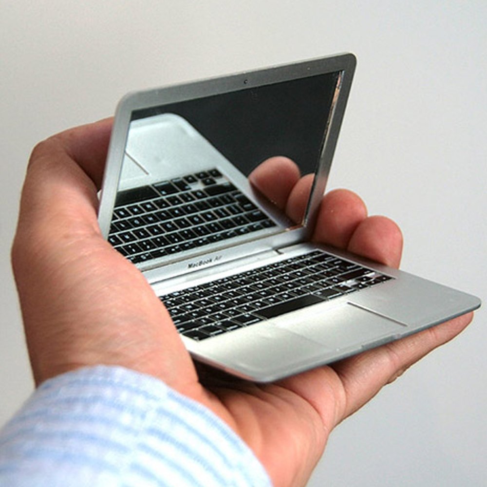 Mini Macbook Air Spiegel