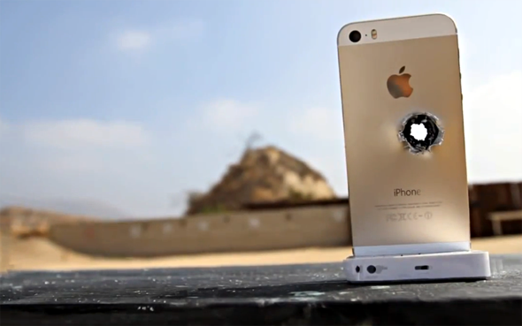 Erschossen und ertränkt: iPhone 5s Video Torture Test 1