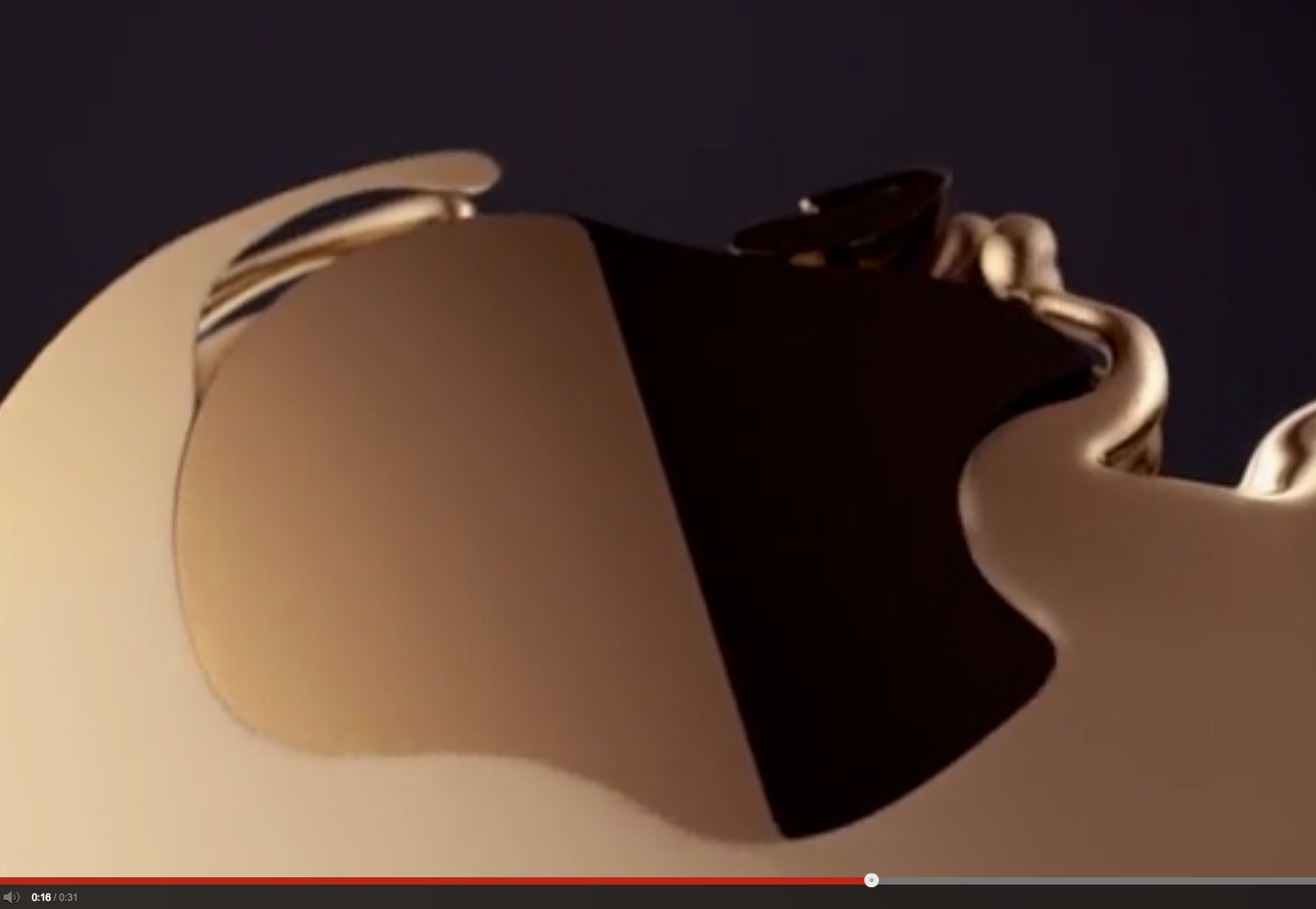 Erster Apple iPhone 5s Werbespot: Metal Mastered - Ooh La La! 15