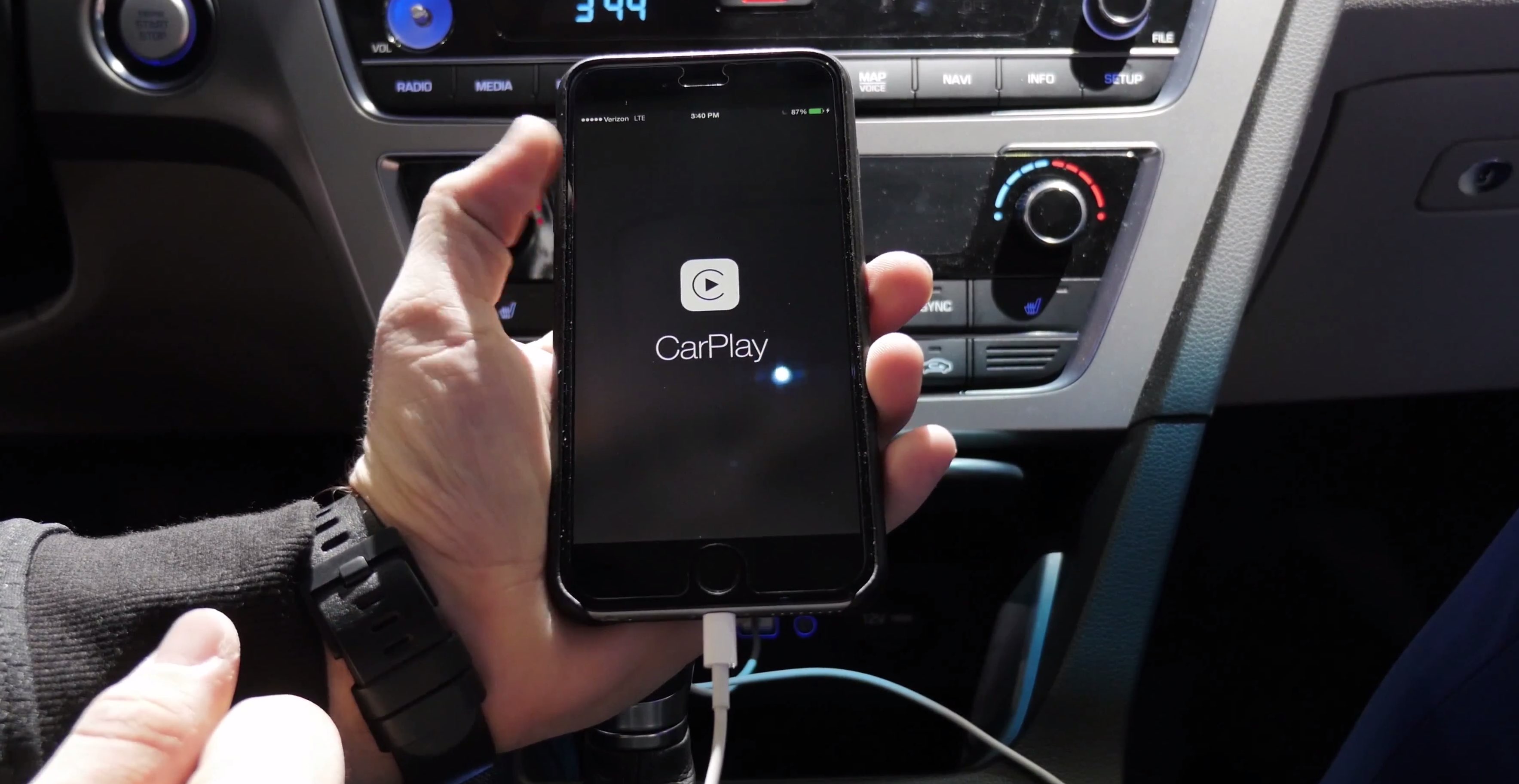 Vergleich: Apple CarPlay vs. Google Android Auto 7
