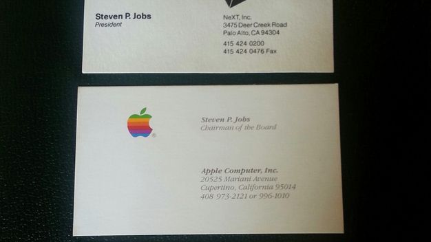 Steve Jobs: Drei alte Visitenkarte für 10.000 Dollar versteigert 1